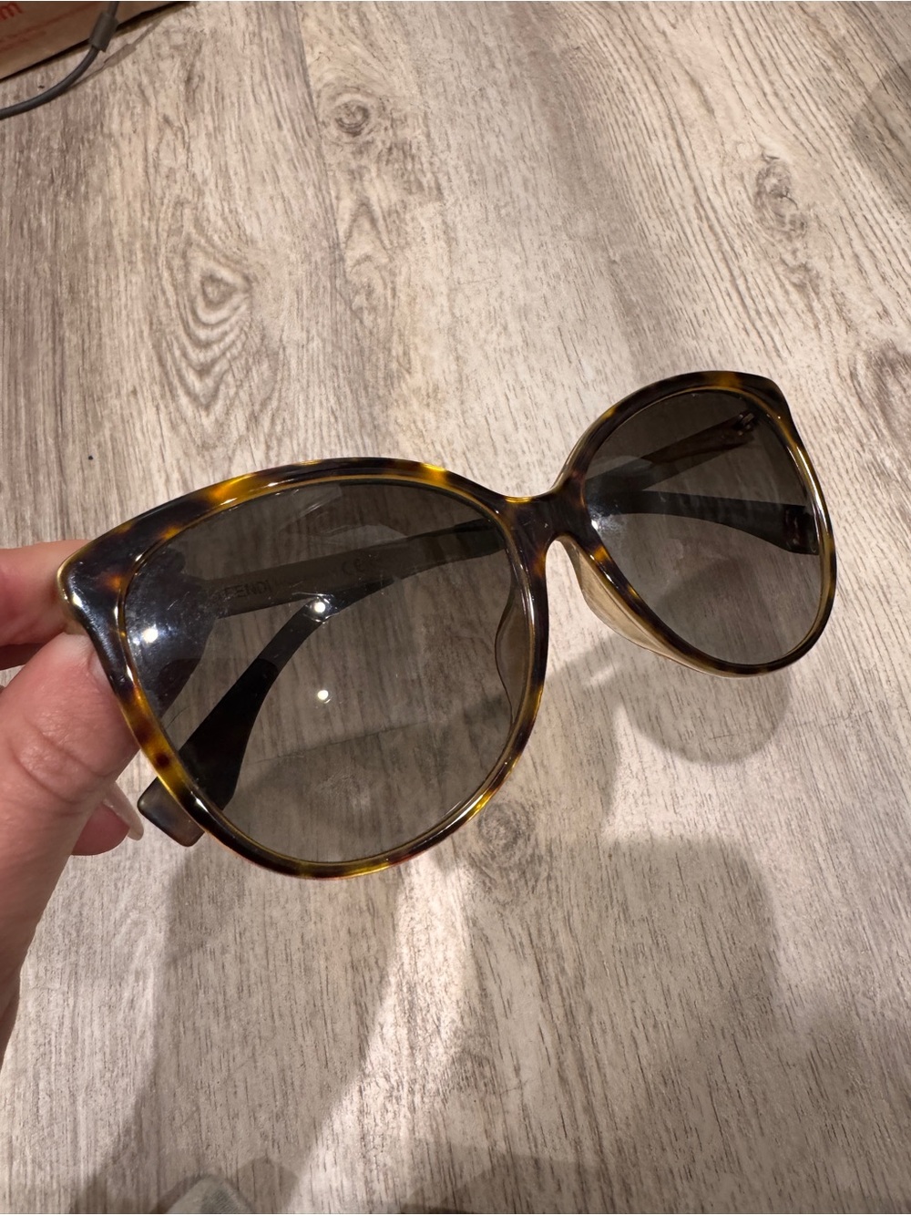 Fendi Oversized Sunglasses Tortoise Brown Gradient Lenses - Picture 1 of 4